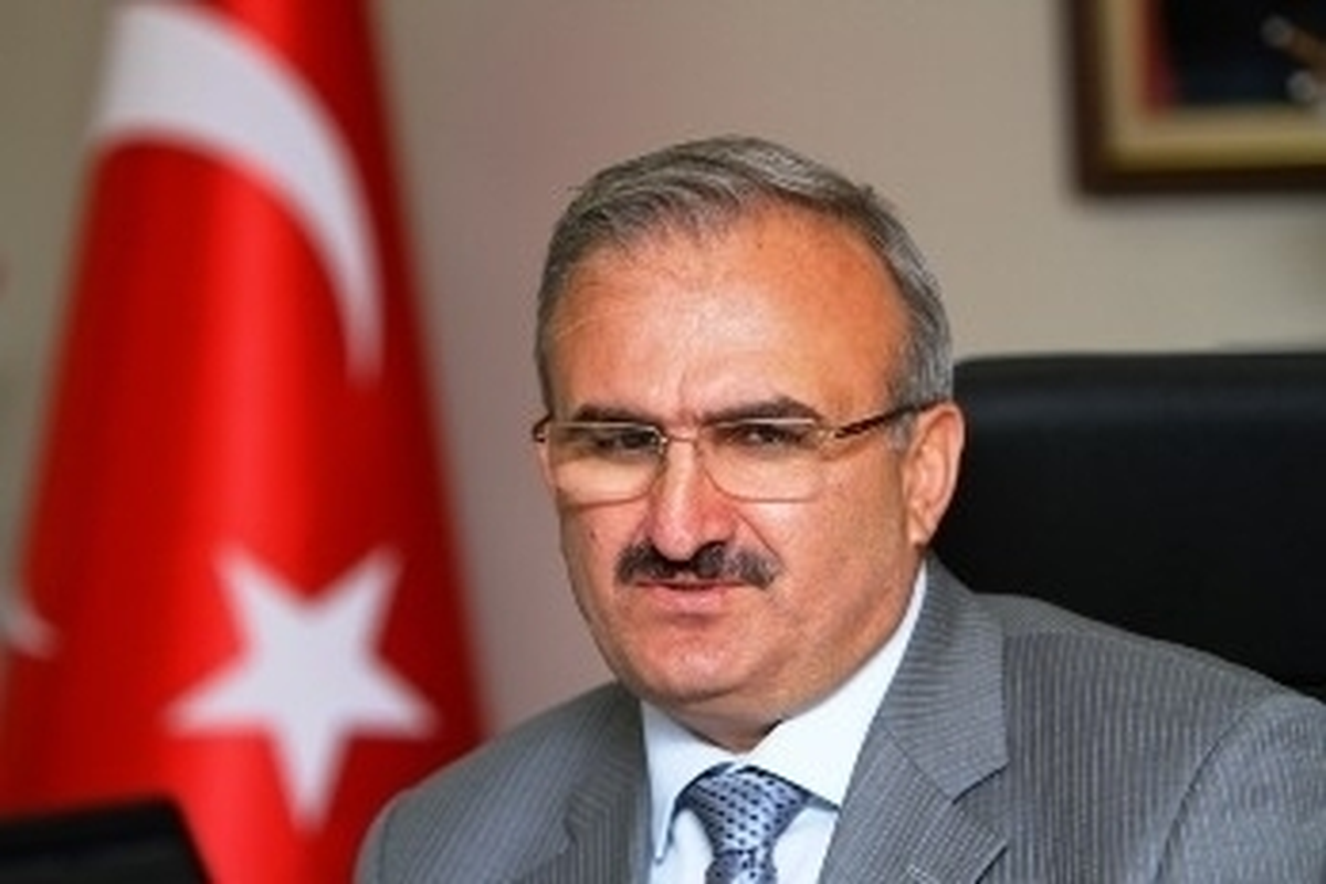 Vali Karaloğlu\'ndan Kürtçe Nevruz Mesajı