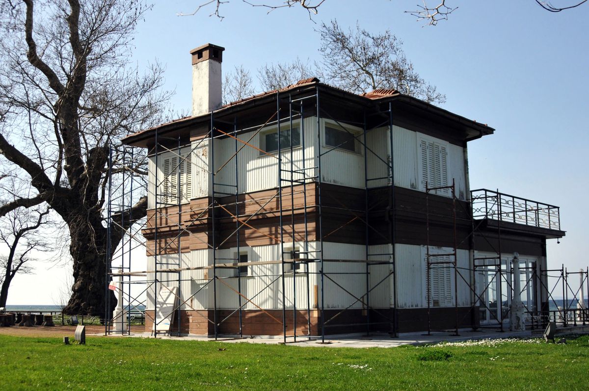 Yürüyen Köşk\'ün Restorasyonuna Başlandı