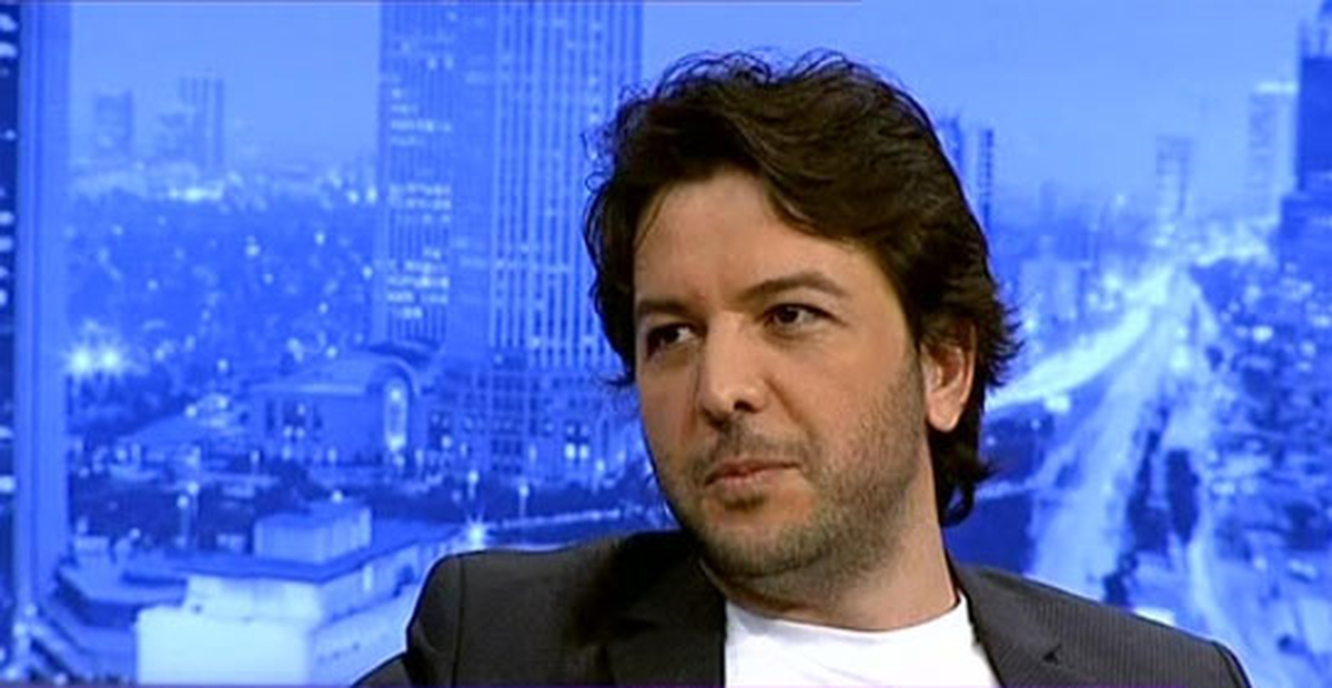 Ağzına Geleni Saydırdı