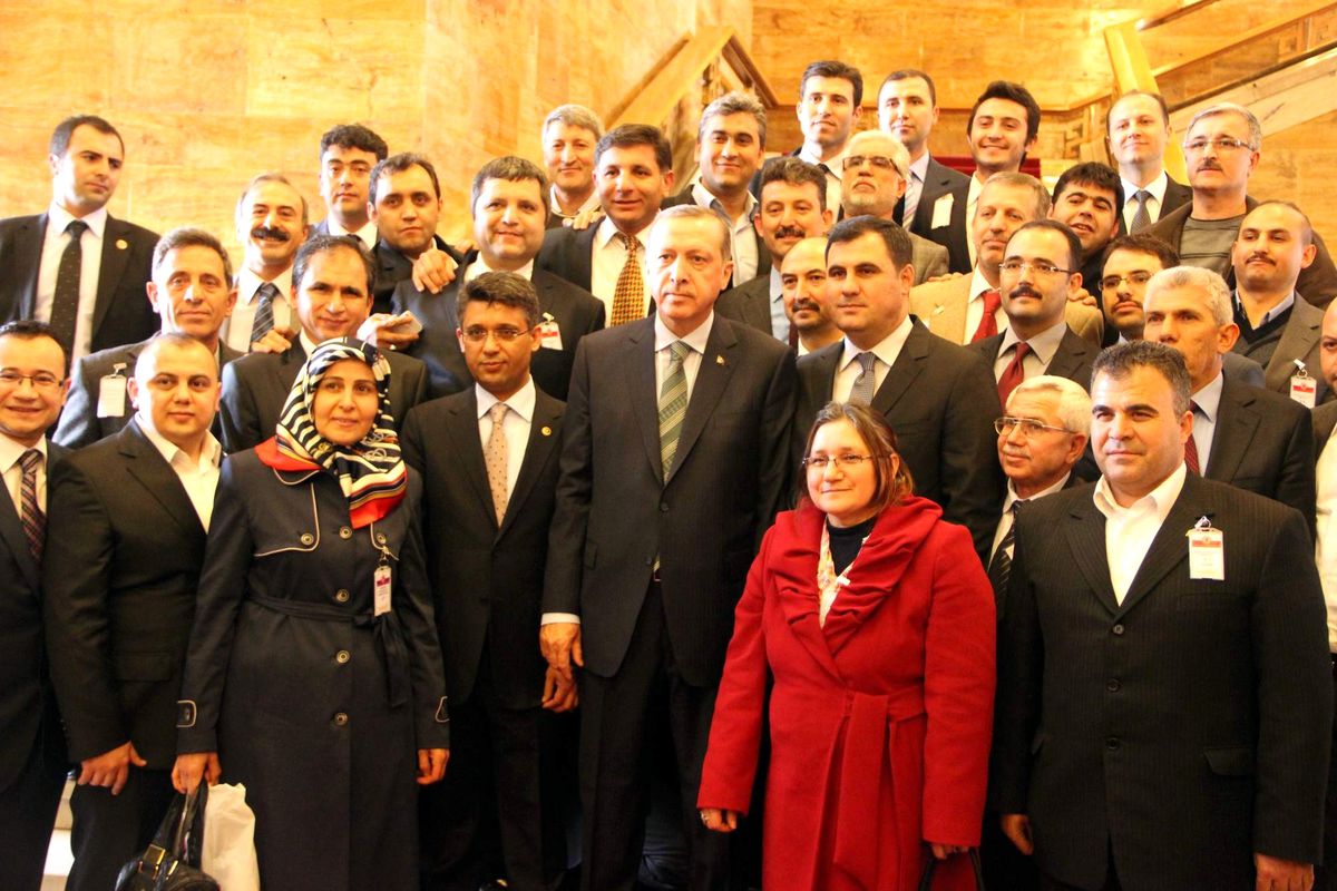 AK Parti Uşak İl Teşkilatı TBMM\'yi Ziyaret Etti