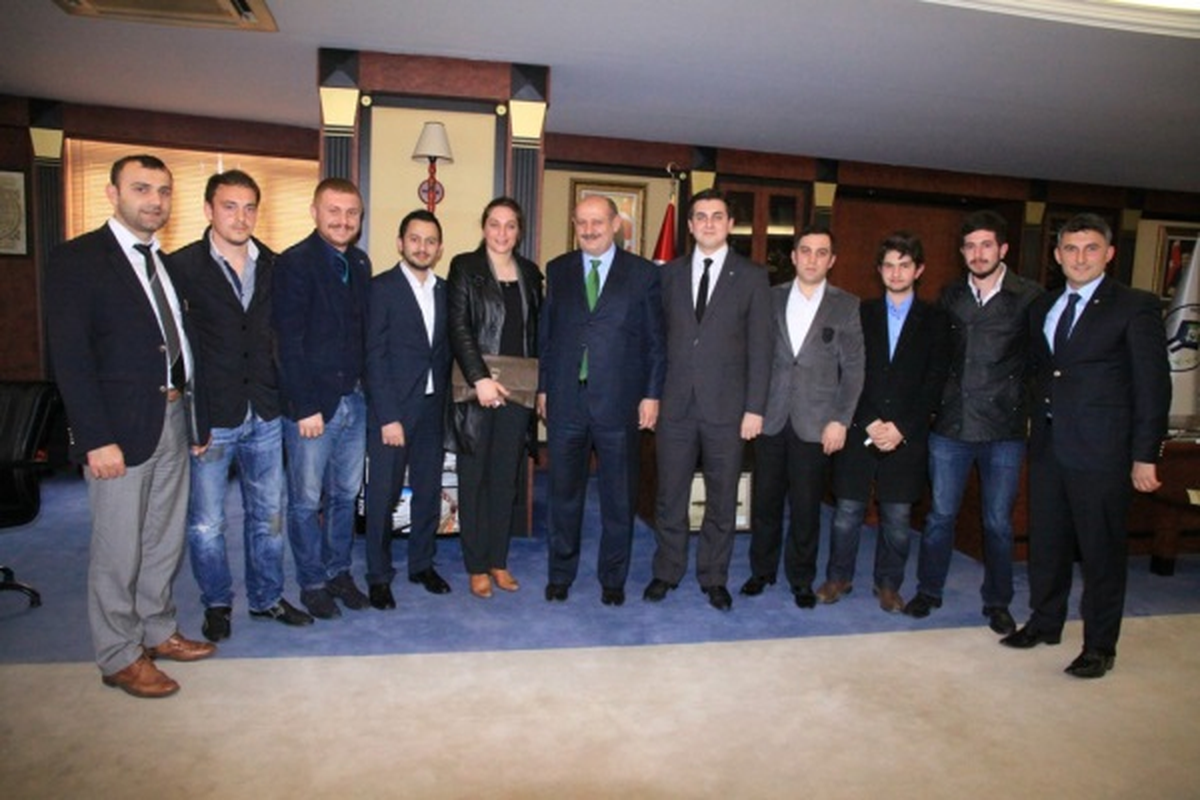 Ak Partili Gençler Başkan Bakırcı\'yı Ziyaret Etti