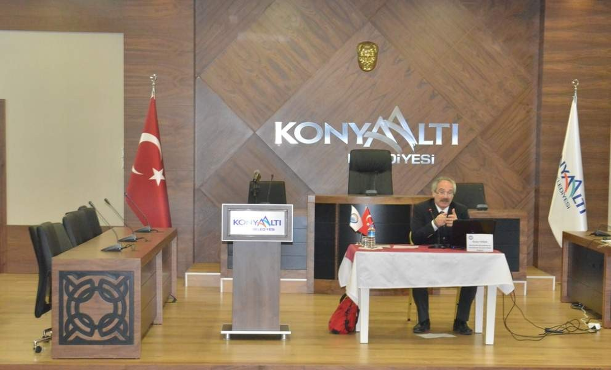 Akdeniz Belediyeler Birliği\'nden Seminer