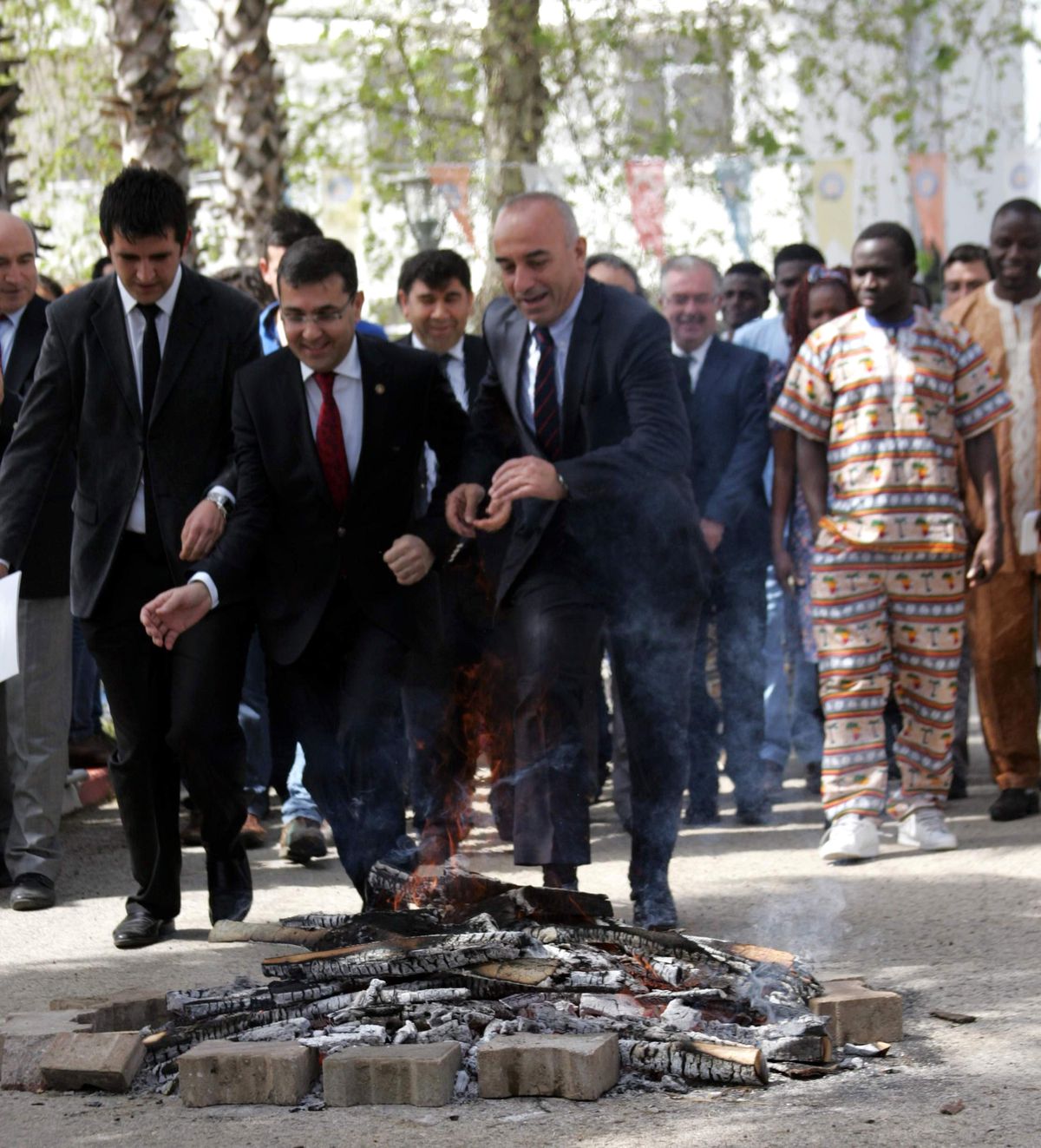 Akdeniz Üniversitesi\'nde Nevruz Şenliği