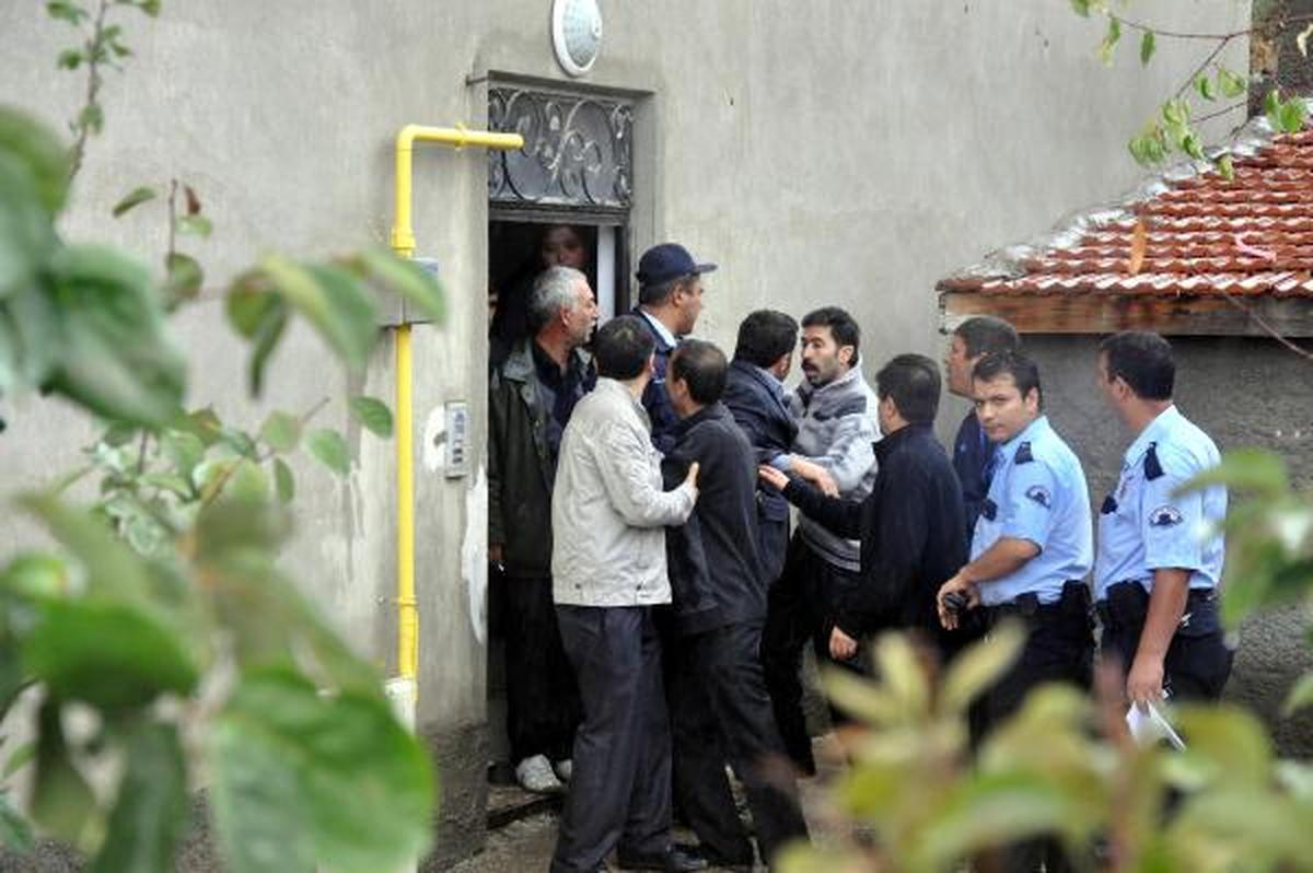Altınları İçin Öldürülen Kadının Katili Yakını Çıktı