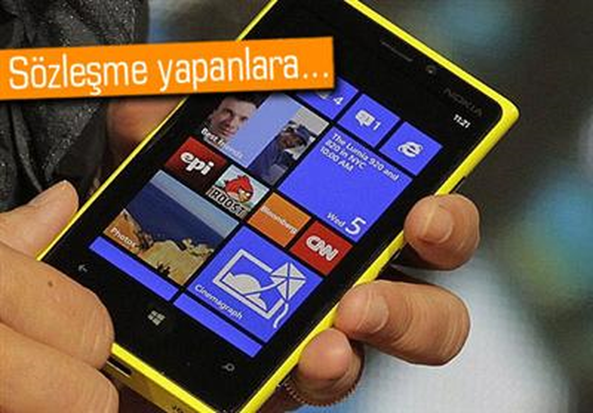At&t Abonelerine Sözleşmeli Bedava Nokia Lumia 920 veya Htc 8x