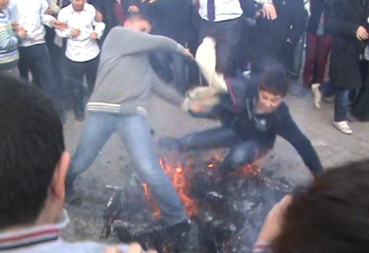 Az Daha Nevruz Ateşinde Yanacaklardı
