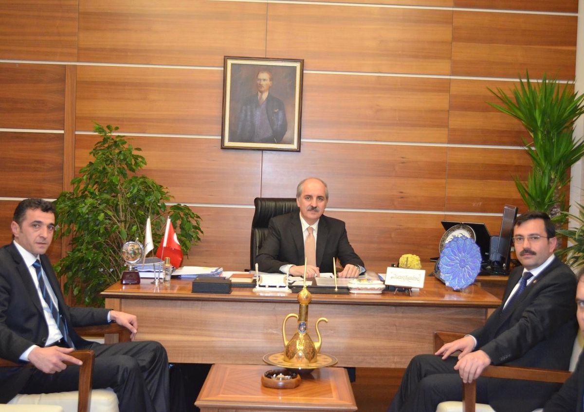 Başkan Uzunkaya\'dan Numan Kurtulmuş\'a Ziyaret