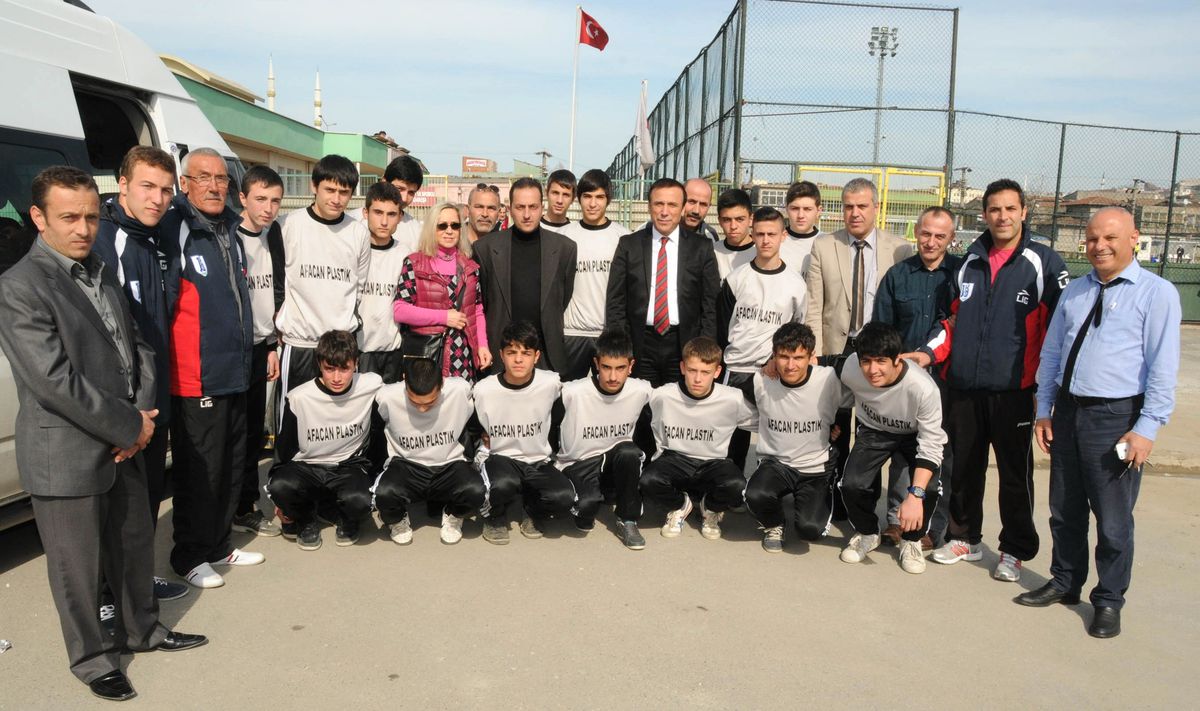 Canik\'ten Spora Destek
