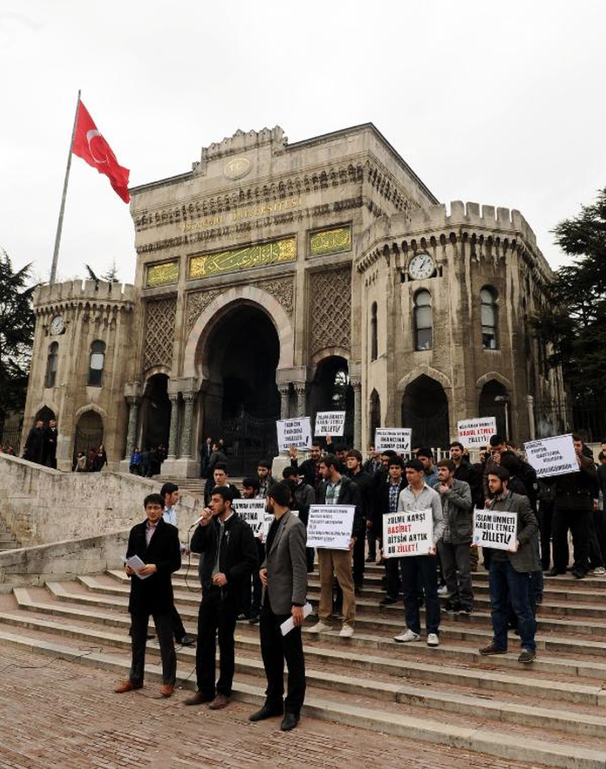 Dersler Cuma Namazına Göre Düzenlensin İsteği