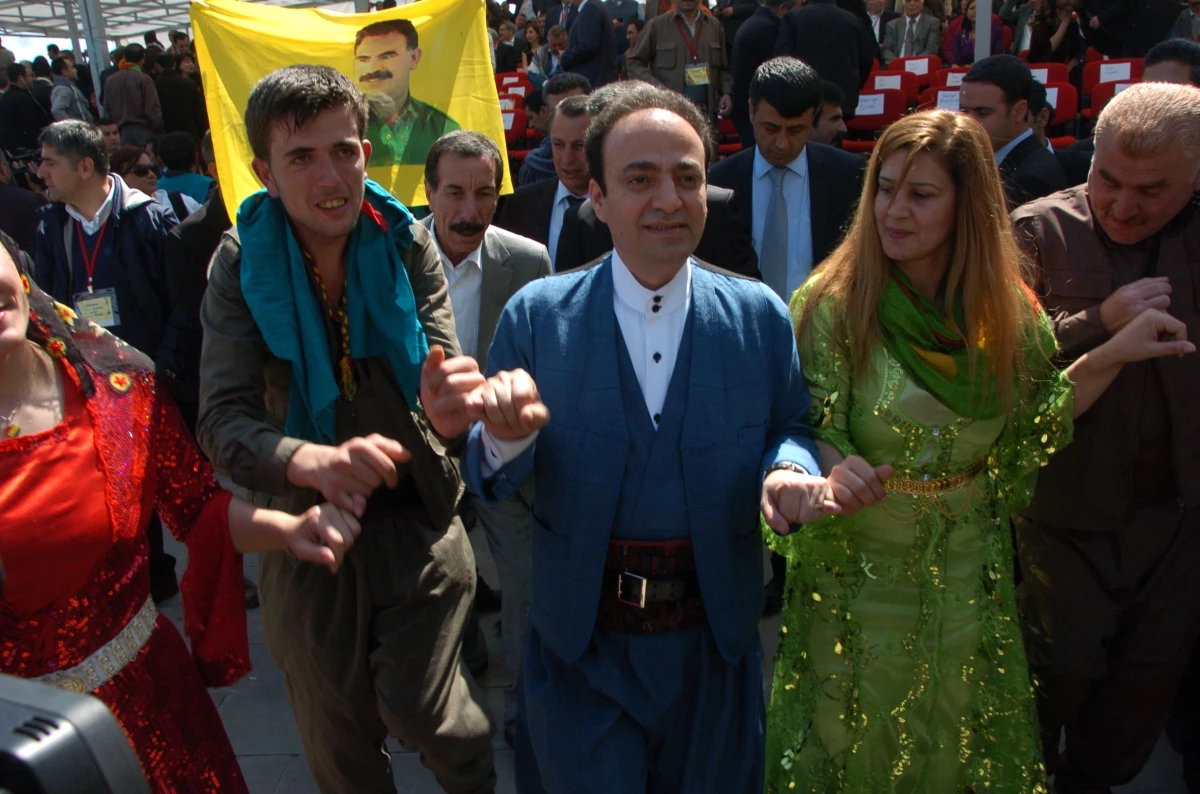 Diyarbakır\'da Nevruz Kutlaması
