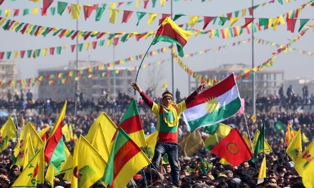 Diyarbakır\'da Nevruz Kutlaması Sürüyor