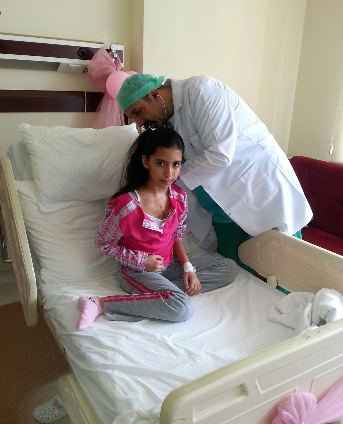 Doğuştan Kalbi Delik Olan Tuğçe, Hayata Tutundu