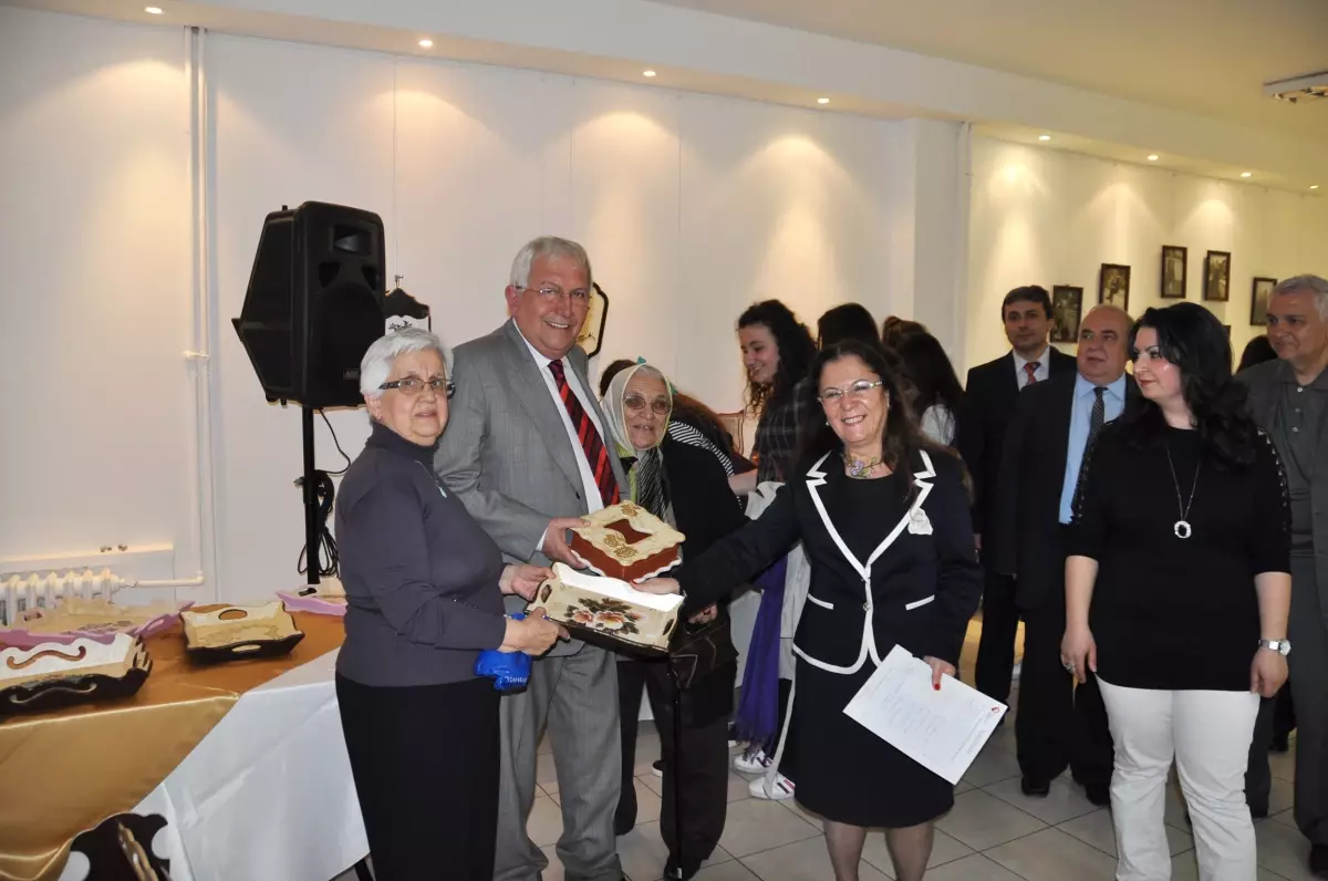 Huzurevi Sakinlerinden Muhteşem Sergi