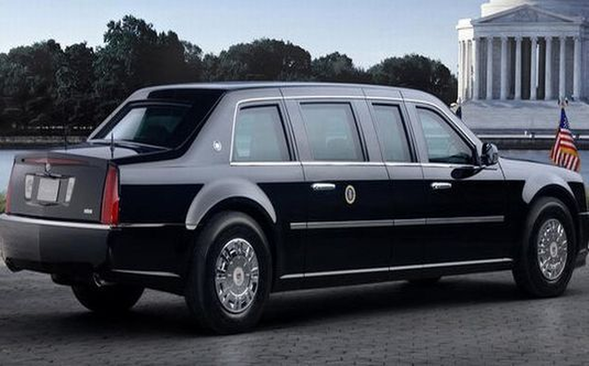 Obama\'nın Limuzini Arızalandı