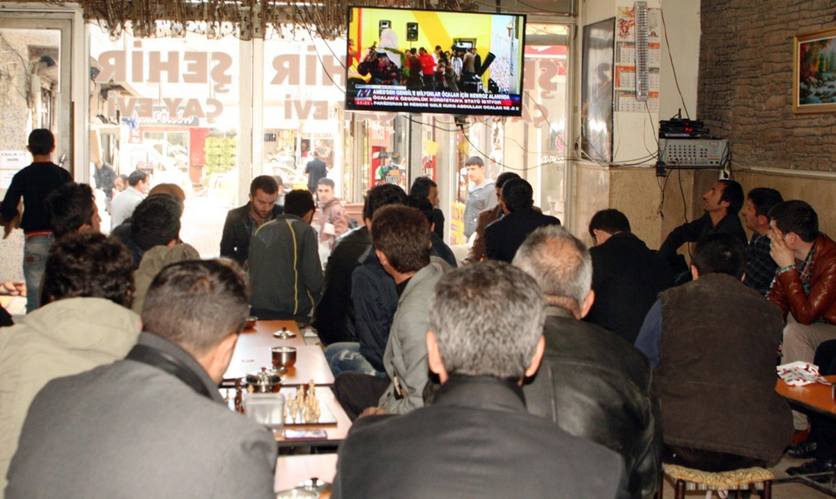 Öcalan\'ın Mektubuna Vanlılardan Destek