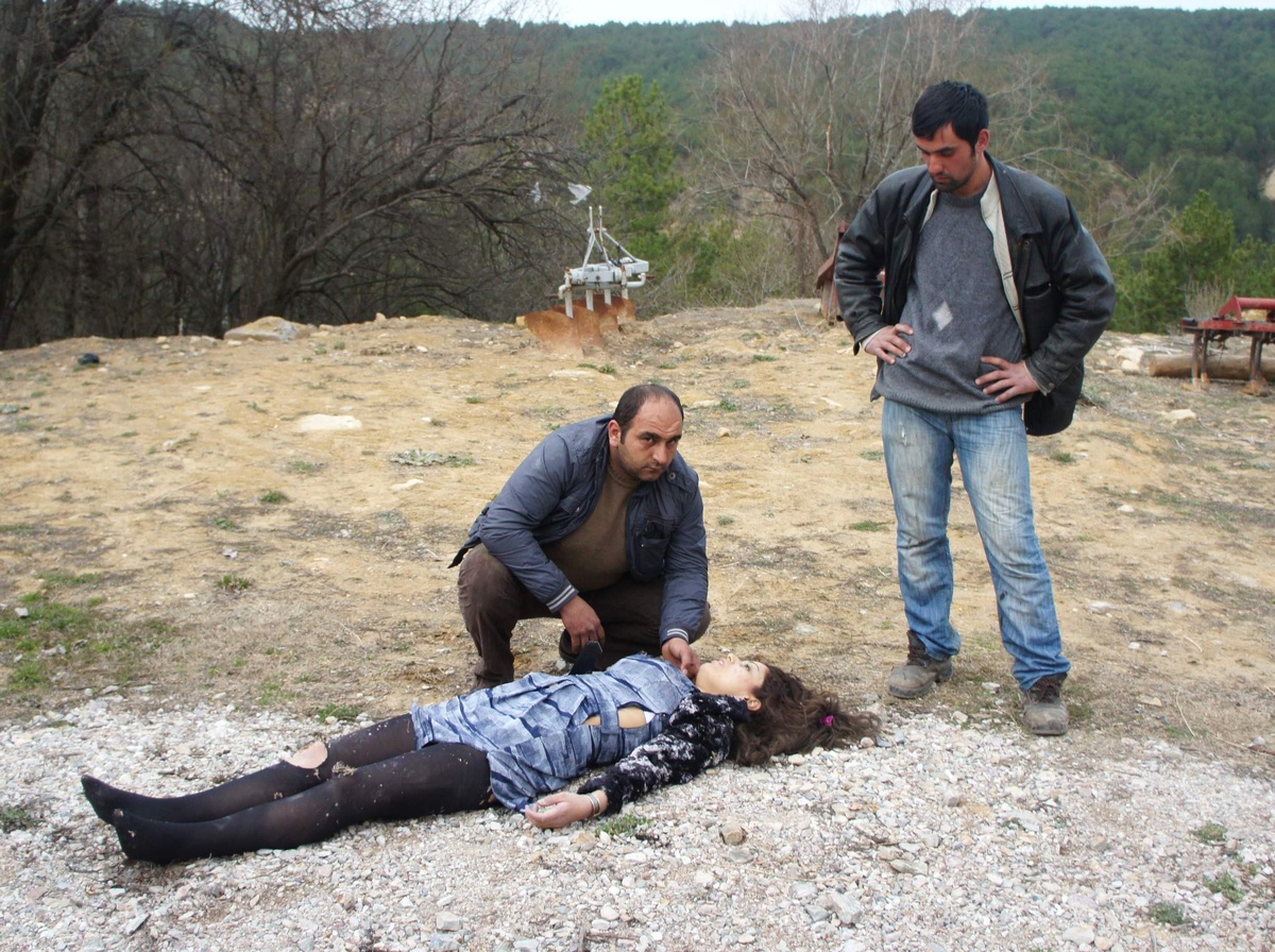Polisten Kaçmak İsterken Kaza Yaptı: 1 Ölü, 1 Yaralı