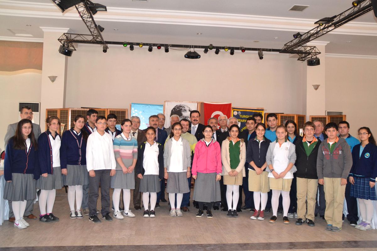 Rotary Kulübü, Bilgi Yarışması Şampiyonlarını Unutmadı