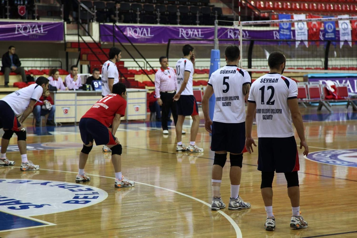 Şahinbey Belediyesi Voleybol Takımı Finale Çıktı