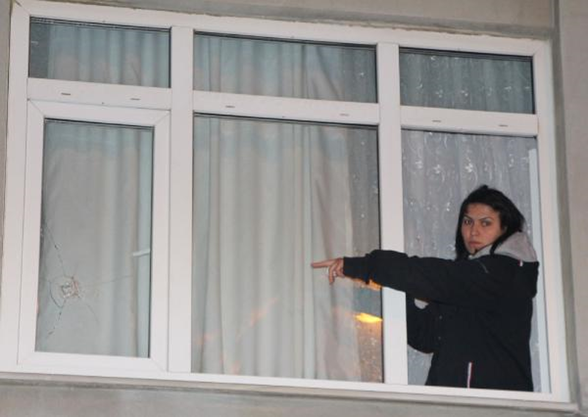 Sancaktepe\'de Ses Bombası Patladı
