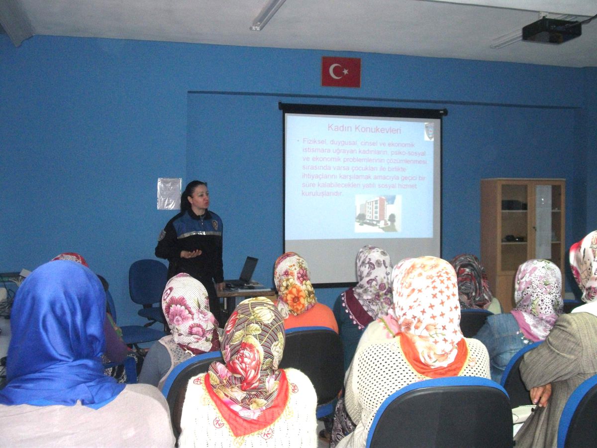 "Sevgiyle Kalkan El Şiddetle İnmez" Projesi