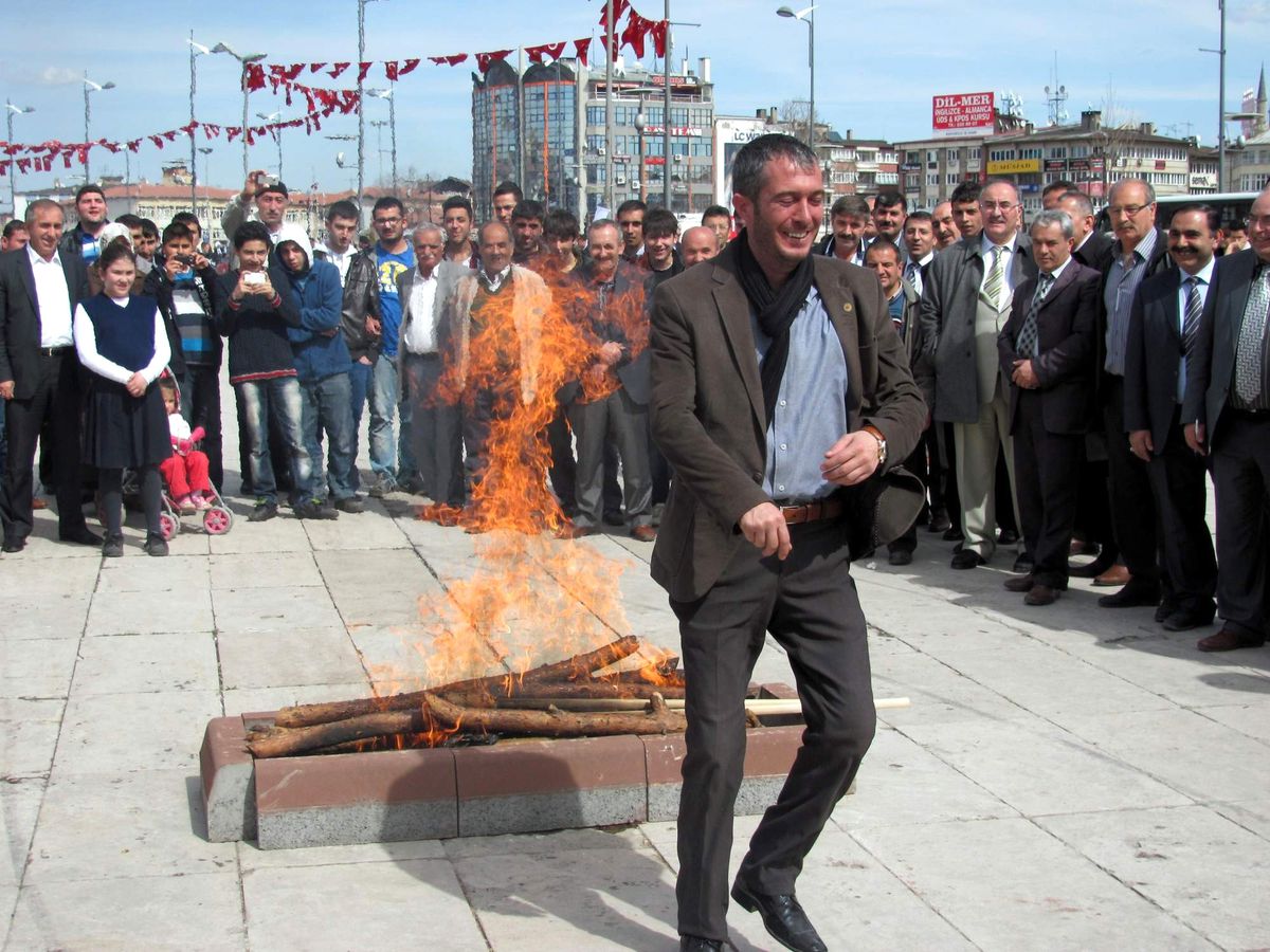 Sivas\'ta Nevruz Coşkusu