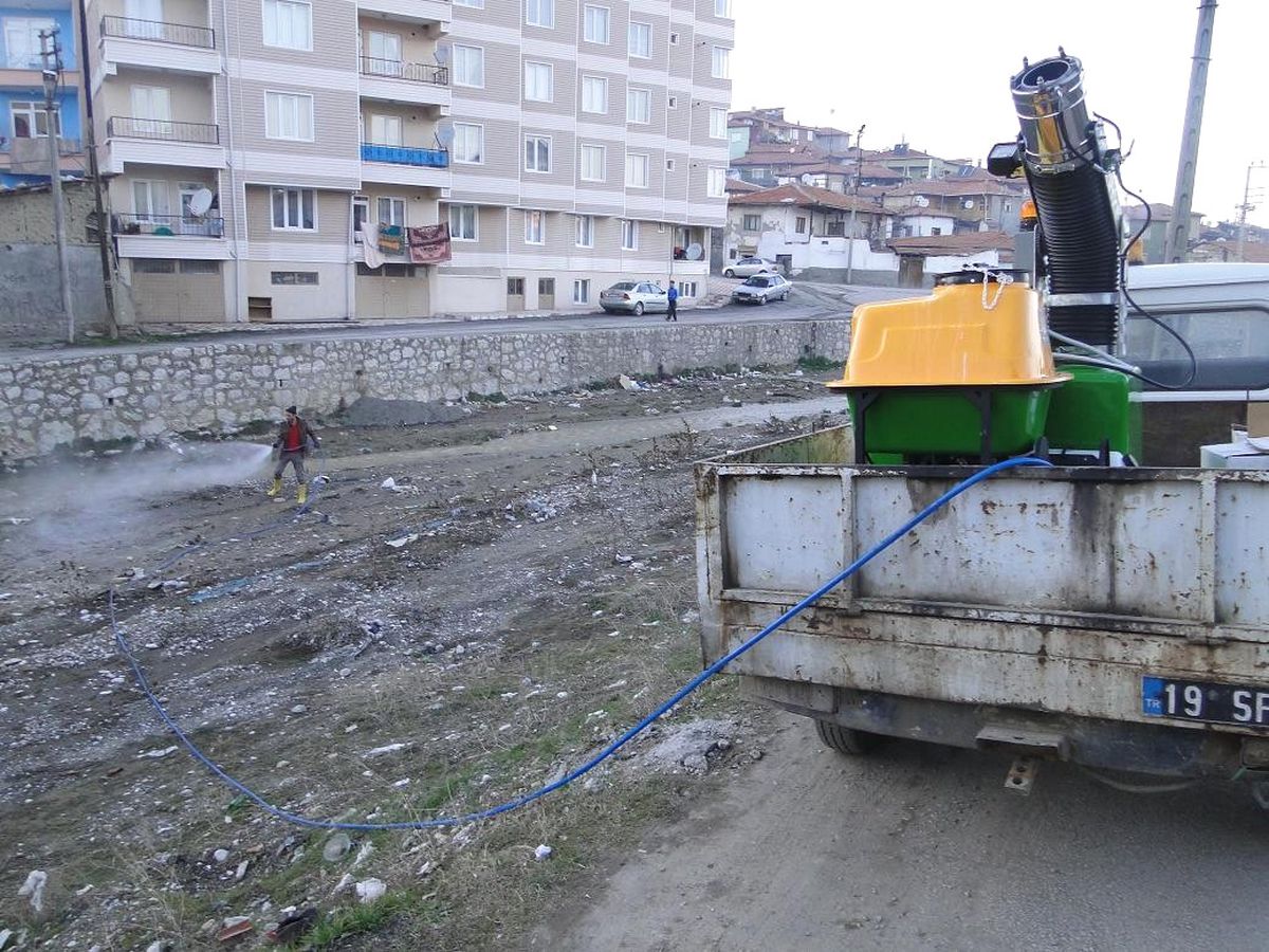 Sungurlu\'da Larva İlaçlama Çalışması Start Aldı
