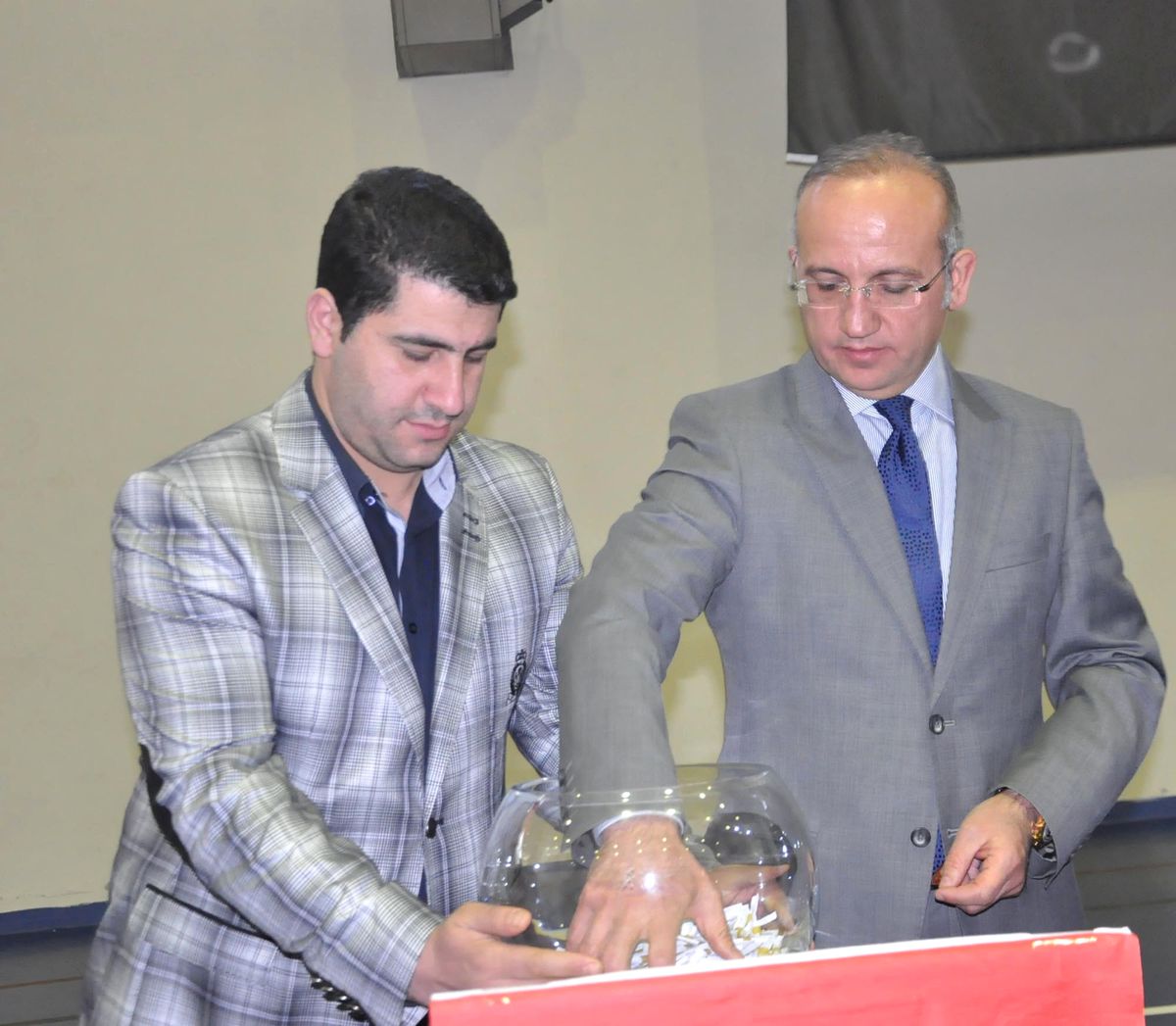 TOKİ Alt Gelir Grubu Kuraları Çekildi