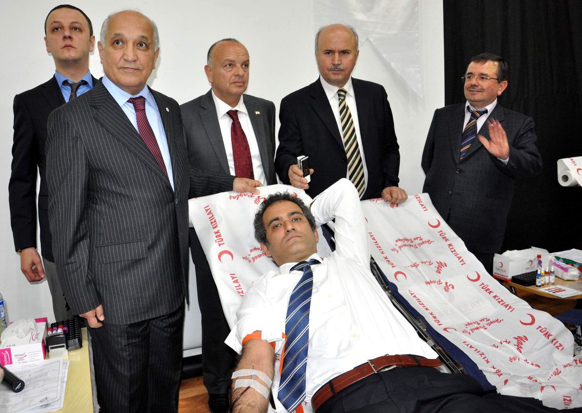 Üniversiteli Gençler Kan Bağışında Rekor Kırdı