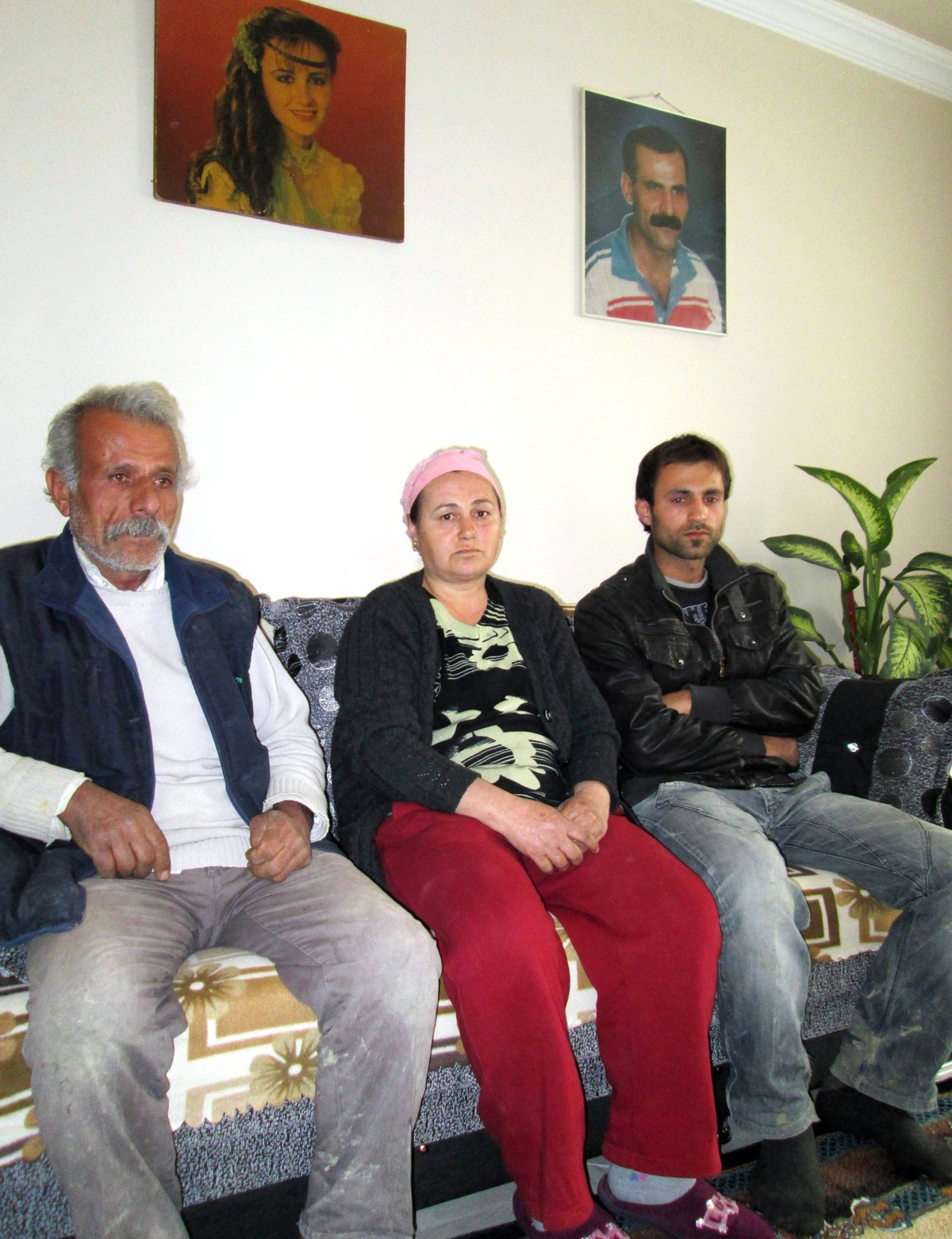 AK Parti Bombacısının Ailesi İddiaları Yalanladı