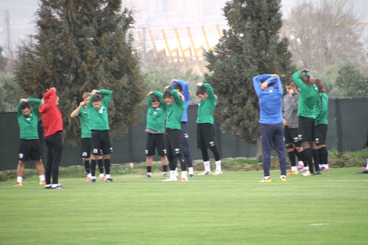 Akhisar Belediyespor\'da Fenerbahçe Maçı Hazırlıkları