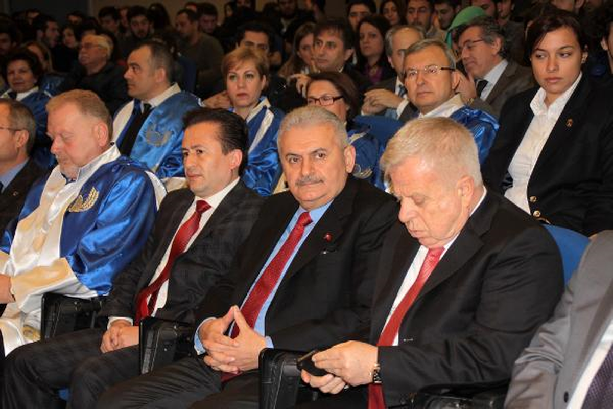 Bizi Bağlayan 75 Milyon Kardeşliğimizdir