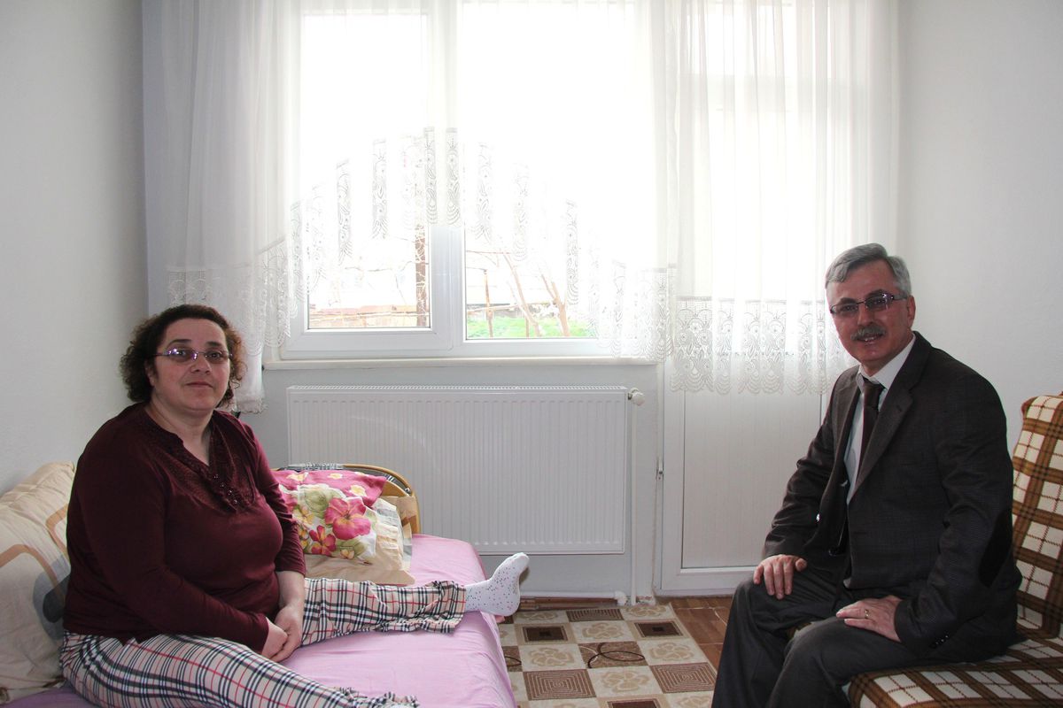 Başkan Çağlayan\'dan İhtiyaç Sahiplerine Tekerlekli Sandalye