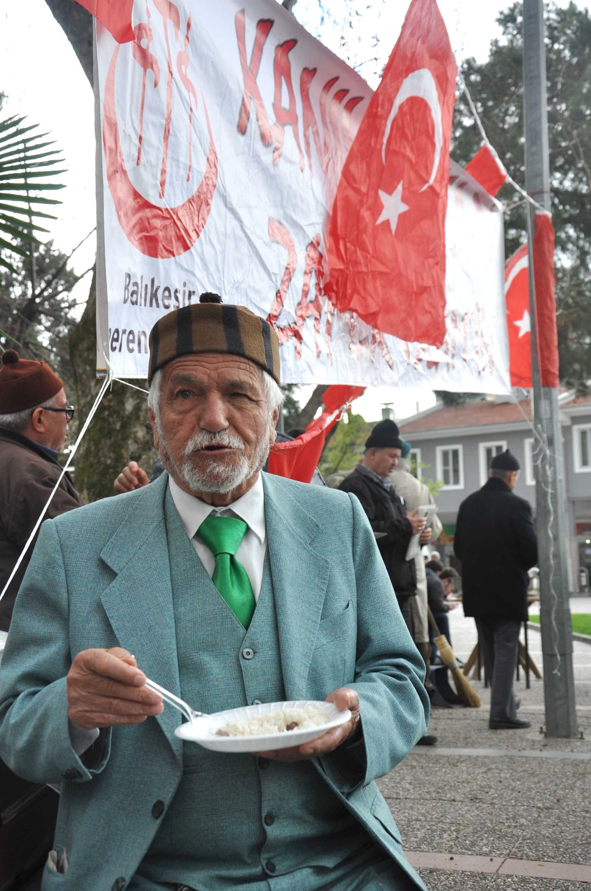 BBP\'nin Merhum Lideri Yazıcıoğlu Balıkesir\'de Anıldı