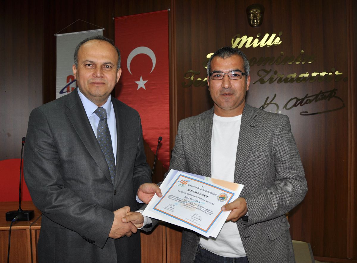 Belediye Personeli "Dış Mekan Süs Bitkileri" Sertifikası Aldı