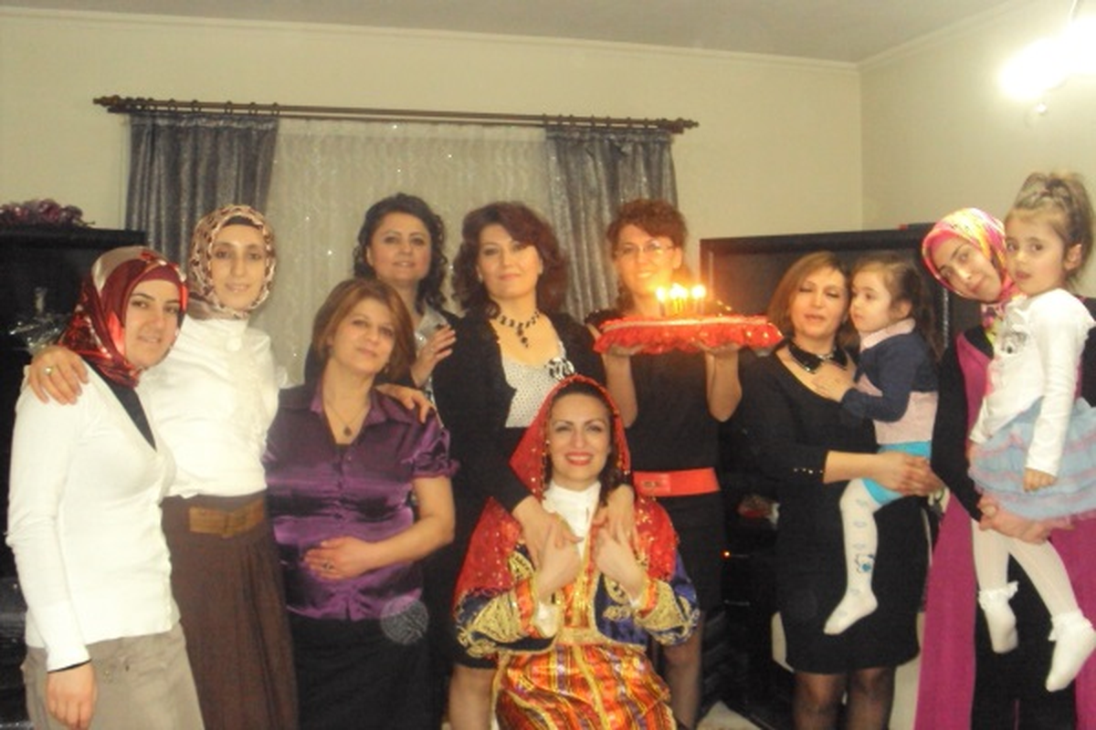 Caterina De Bartolo İçin Kına Gecesi Düzenlendi