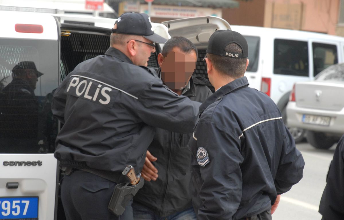 Cinsel İstismar İddiasına Gözaltı
