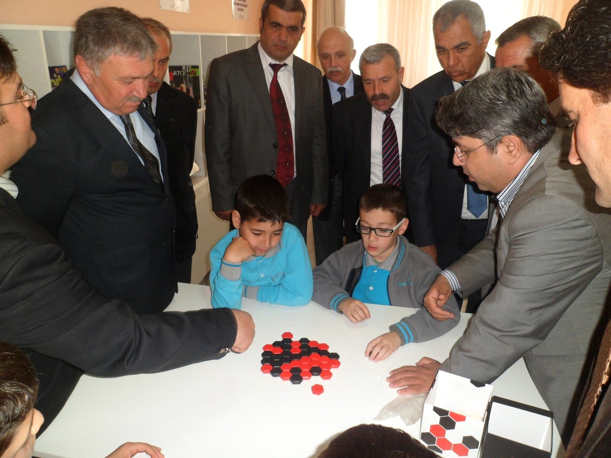 Didim\'de İlk Kez Uygulamaya Sokulan Zenginleştirilmiş Eğitim Projesi Tanıtıldı