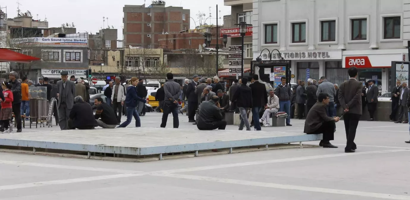 Diyarbakırlılar Öcalan'ın Mesajını Olumlu Karşıladı