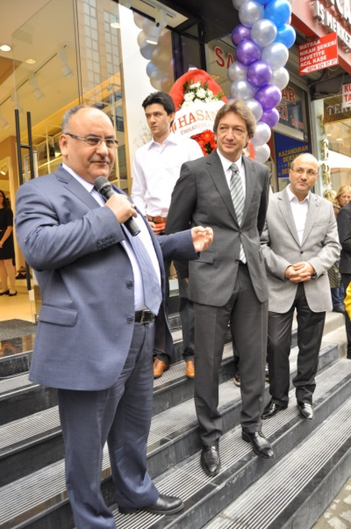 İnci Deri Ümraniye\'de Yeni Yerinde