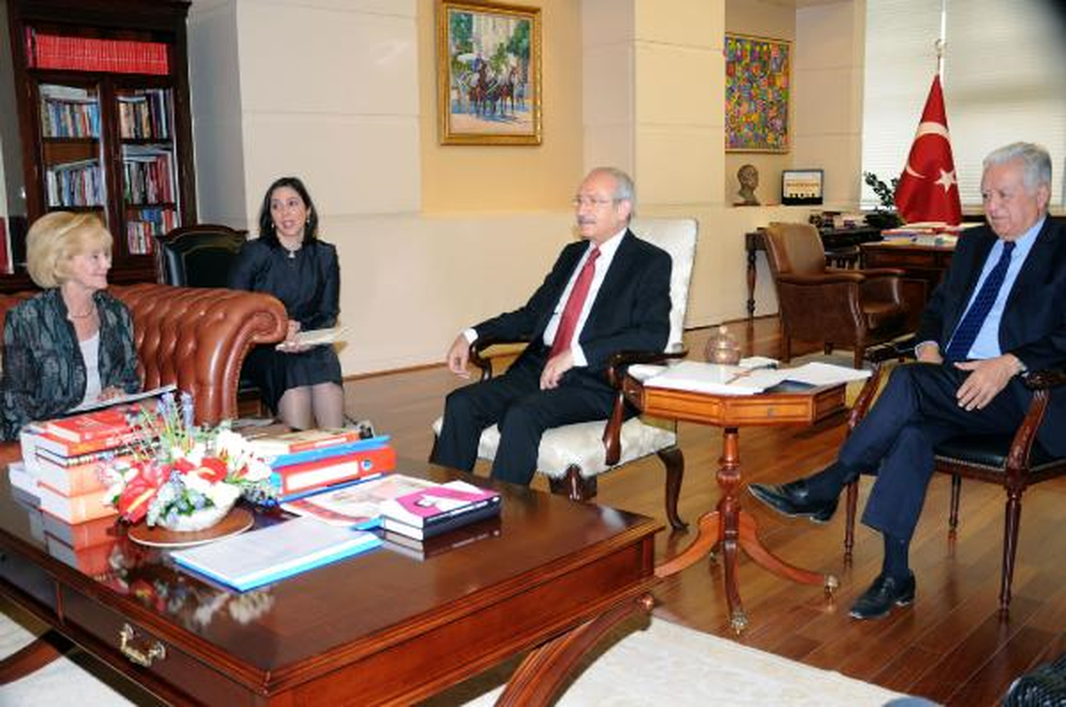 Kanada Parlamento Heyeti, Kılıçdaroğlu\'nu Ziyaret Etti