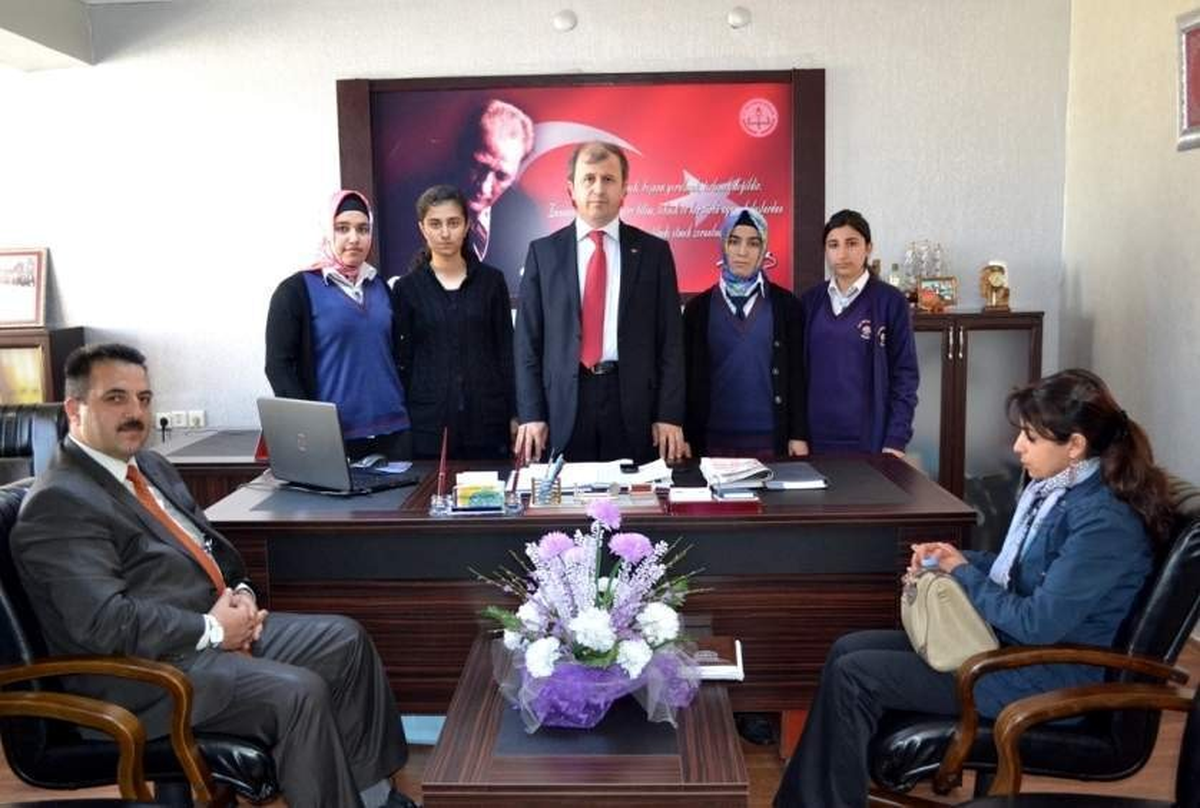 Öğrencilerden Anlamlı Destek