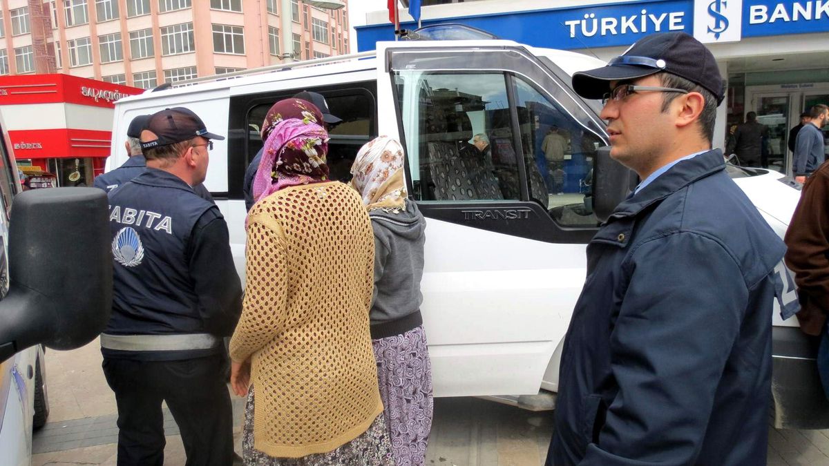 Polis ve Zabıta\'dan Ortak Dilenci Operasyonu