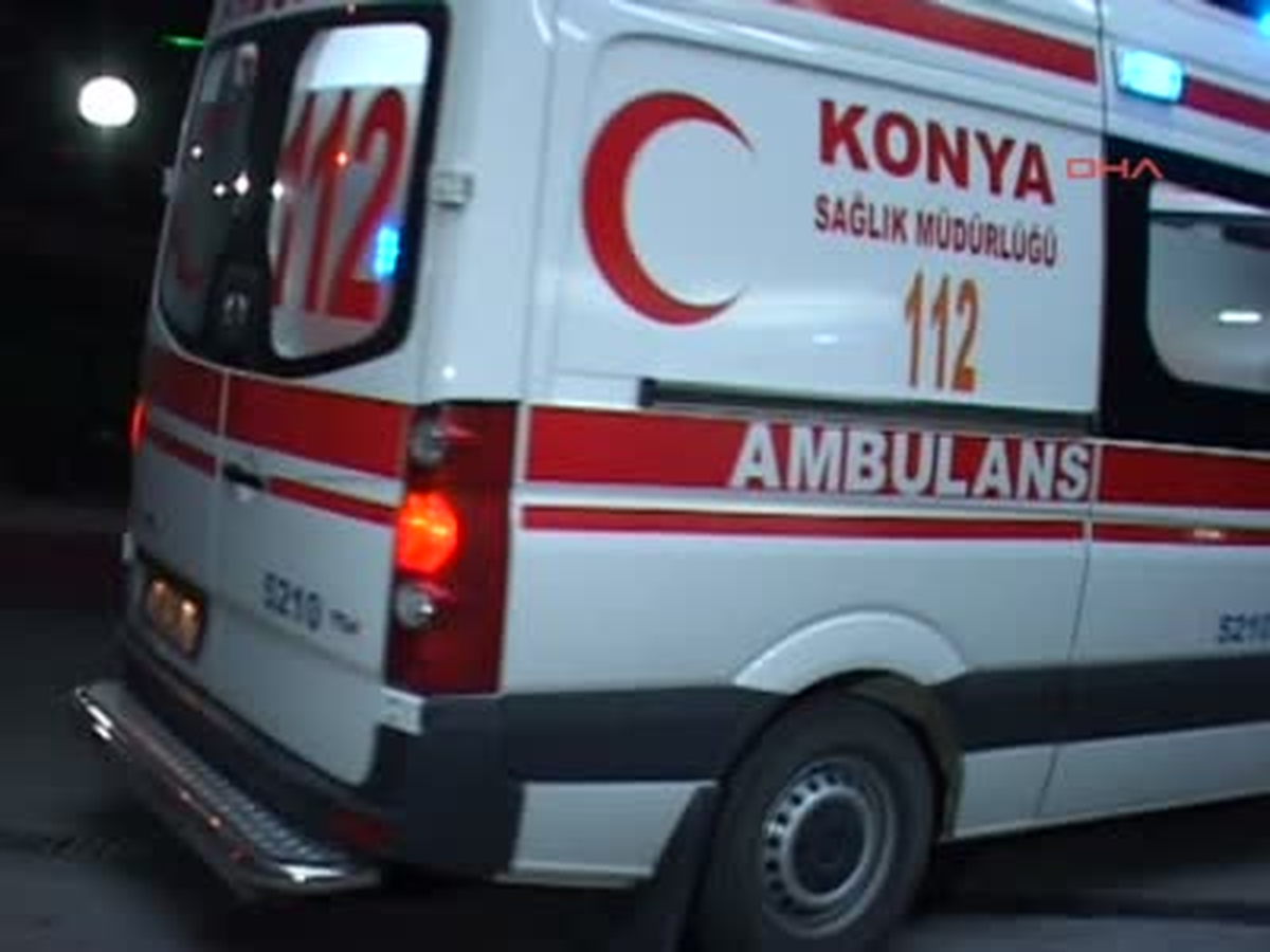 Psikolojik Rahatsızlığı Olan Anne 3\'ncü Kattan Önce Kızını Attı Sonra Kendisi Atladı