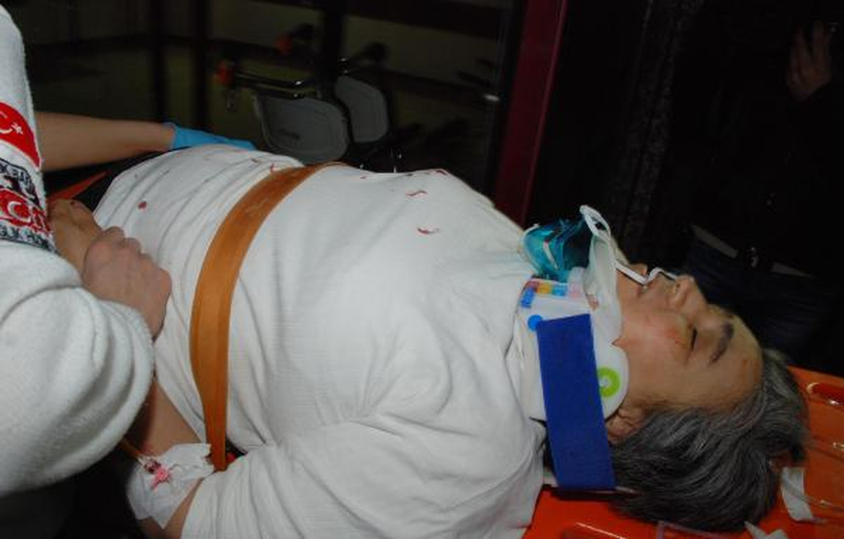 Psikolojik Sorunlu Anne 3\'ncü Kattan Önce Kızını Attı, Sonra Kendisi Atladı