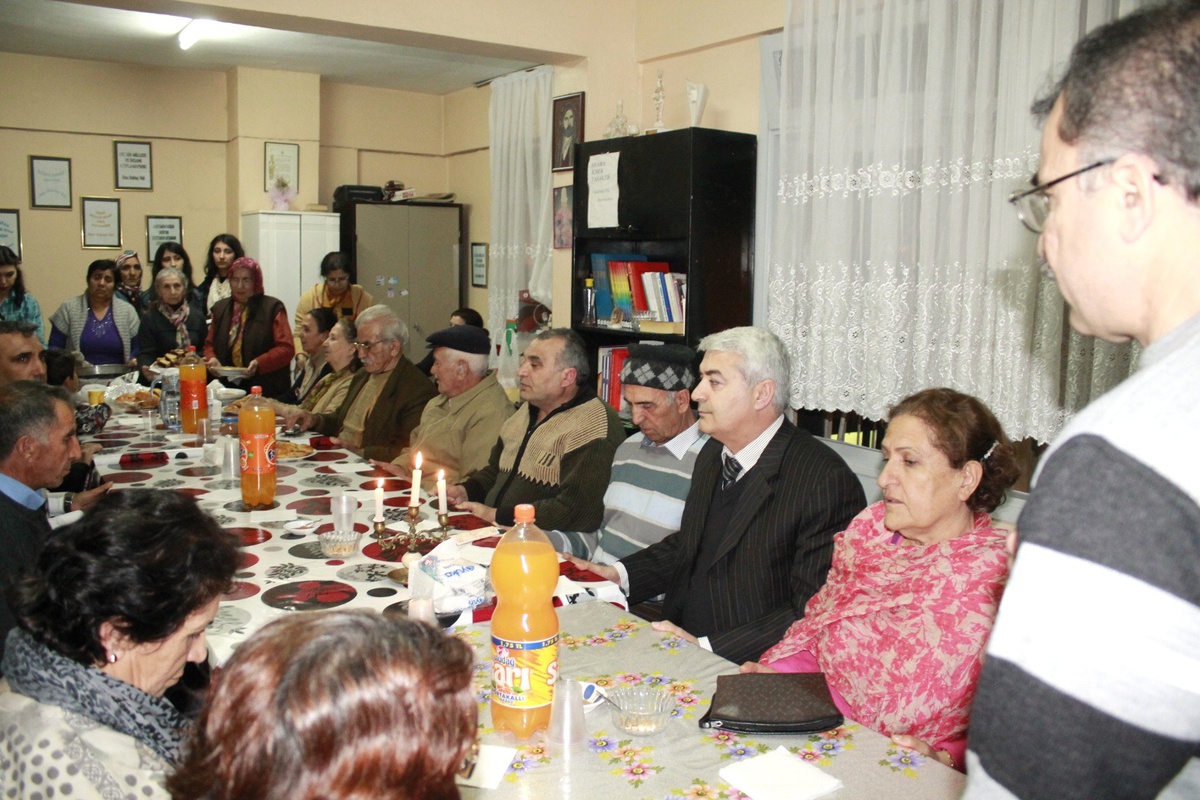 Selçuklu Aleviler, Nevruz\'u Lokma ve Aşurelerini Dostlarıyla Paylaşarak Kutladılar