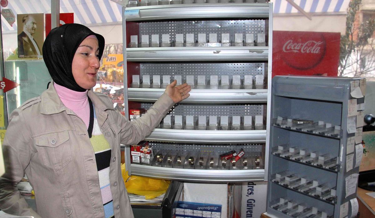 Simav\'da Marketi Soyan Hırsızlar Kayıplara Karıştı