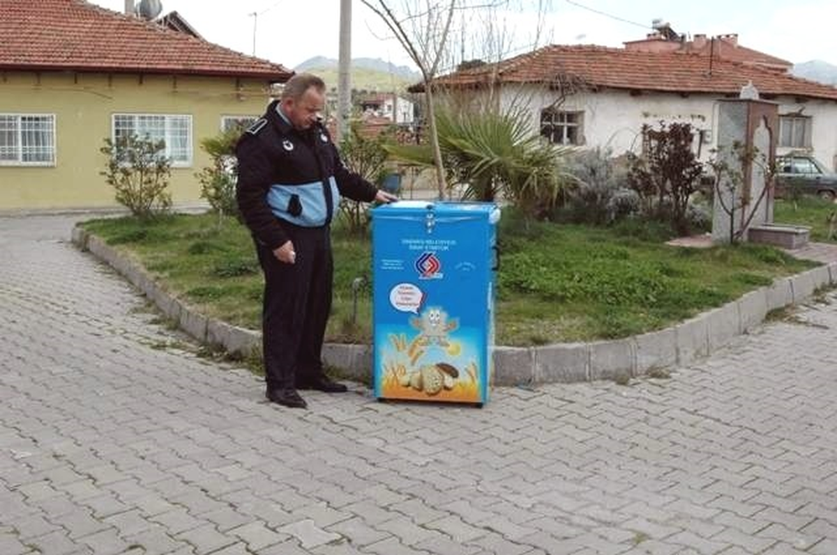 Sındırgı\'da Ekmekler Çöpe Gitmeyecek