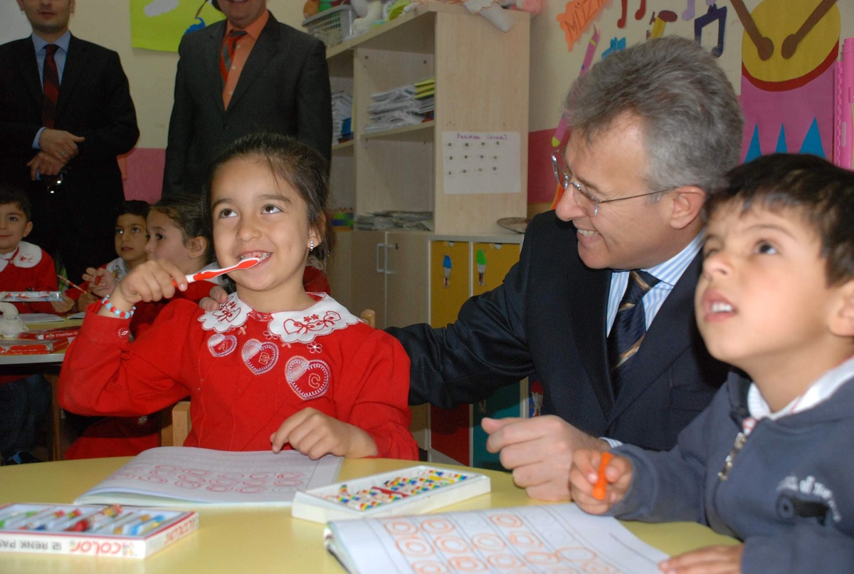 Tokat\'ta Minik Öğrencilere Diş Taraması
