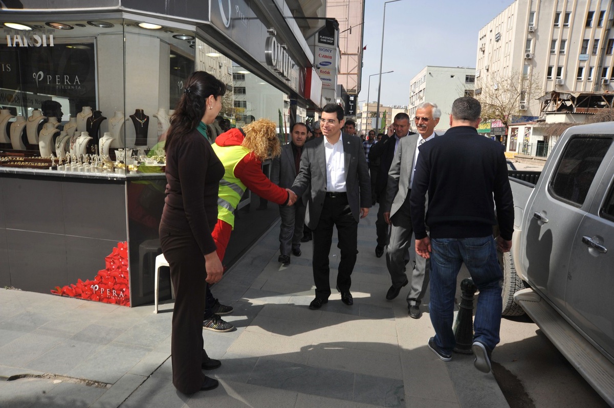 Tütüncü Çarşı Esnafı ile Bir Araya Geldi