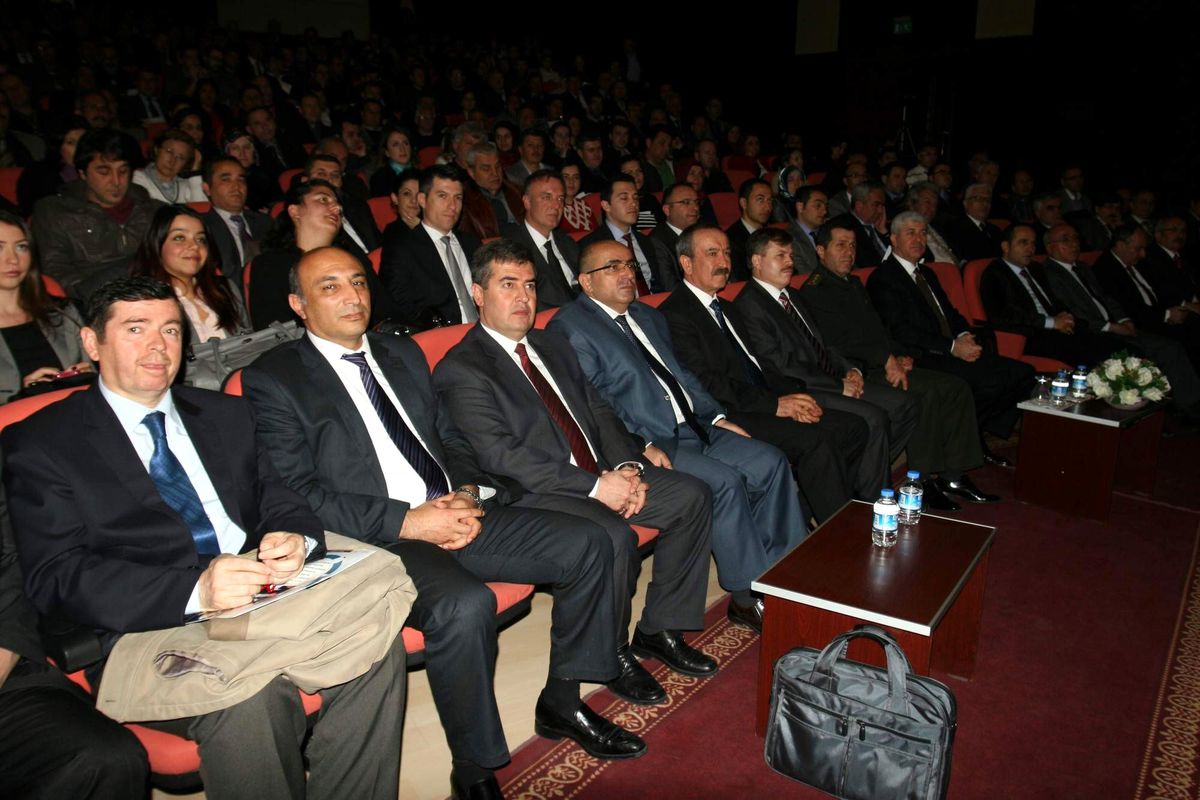 Uşak\'ta "İş Güvenliği" Bilgilendirme Toplantısı Yapıldı